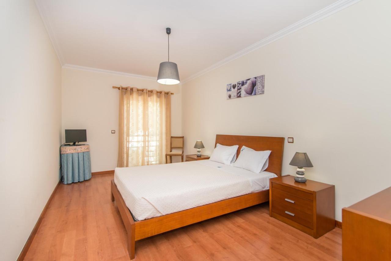 Casa Mergoux - 15 Mins Walk City Center - Quiet - Spacious Tavira Kültér fotó